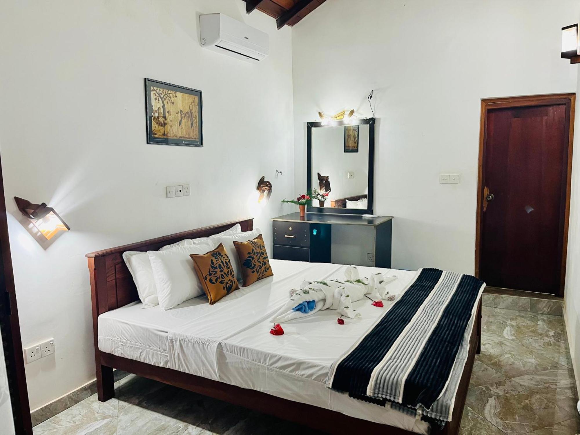 Villa Roy Bentota Exterior photo