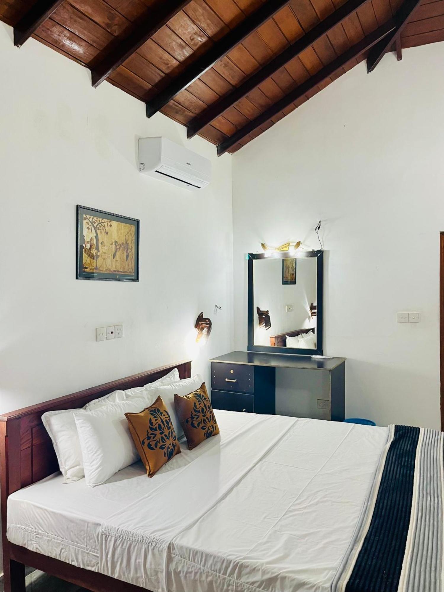 Villa Roy Bentota Exterior photo