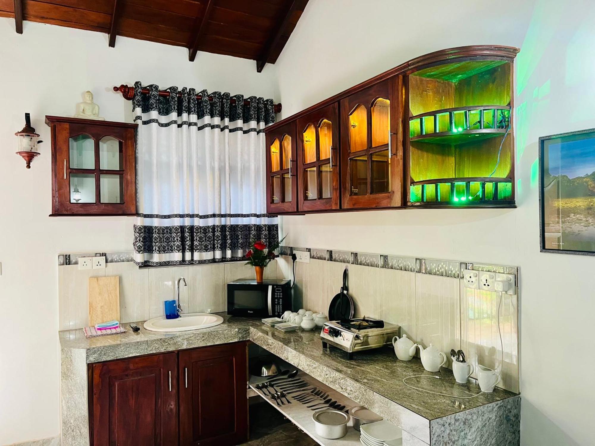 Villa Roy Bentota Exterior photo